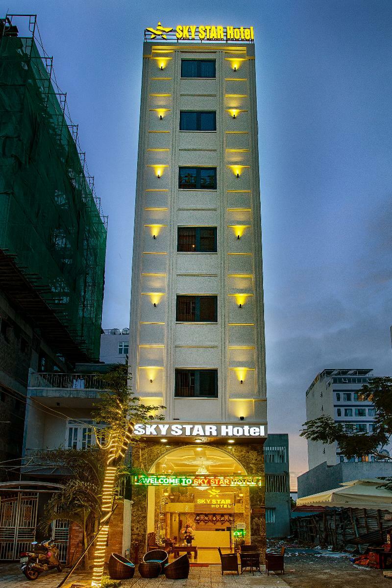 Sky Star Hotel Дананг Екстериор снимка