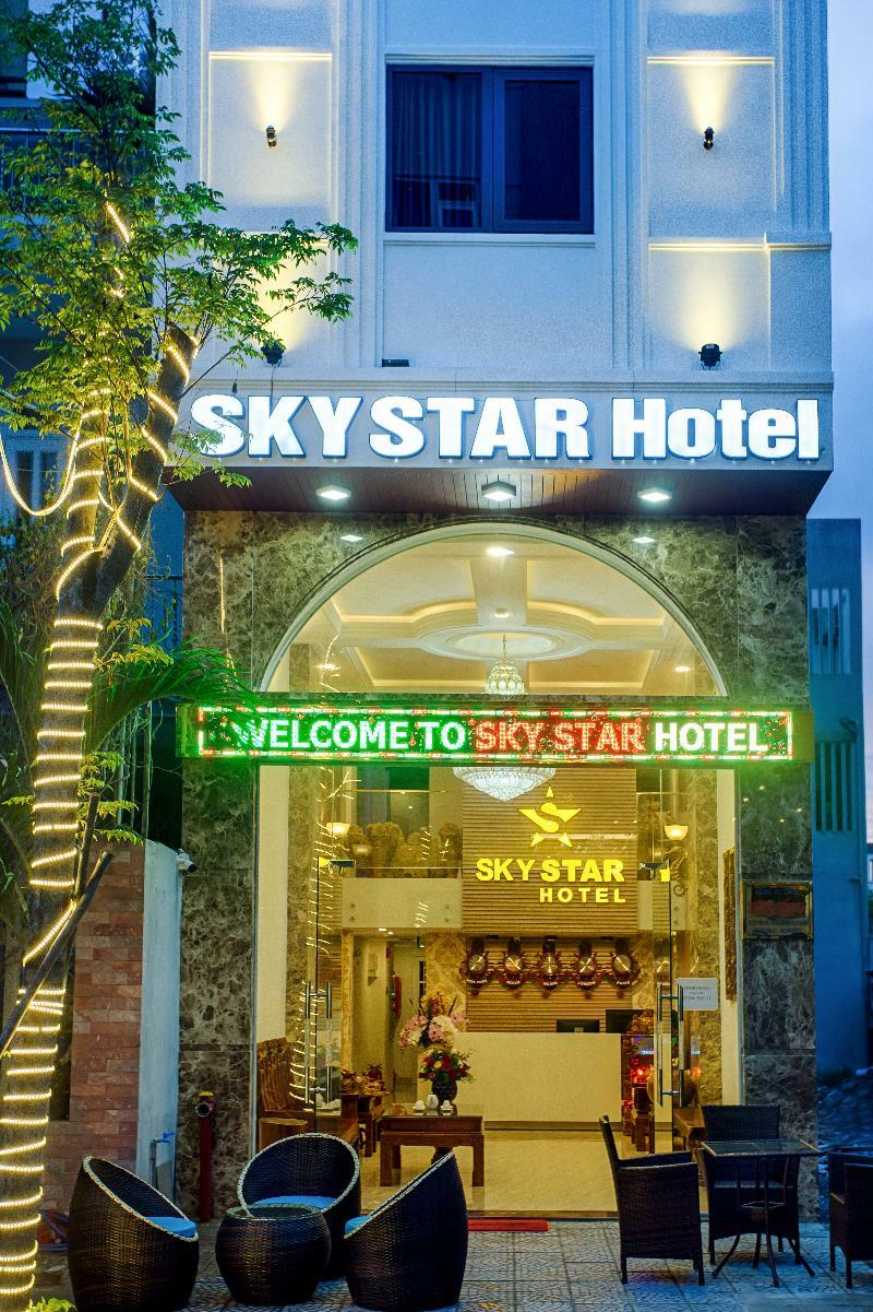 Sky Star Hotel Дананг Екстериор снимка